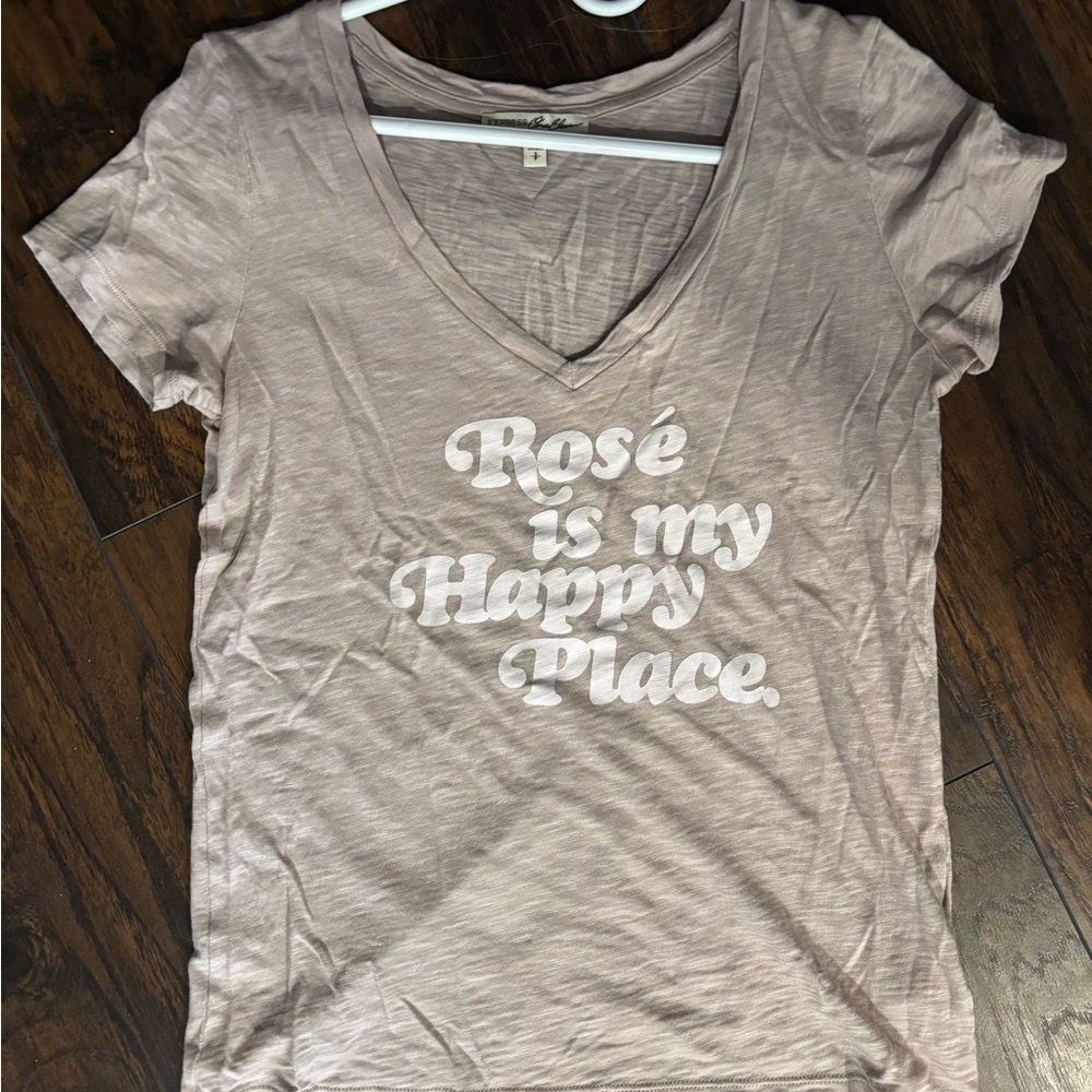 Express Rosé Graphic V-Neck Tee - Light Pink